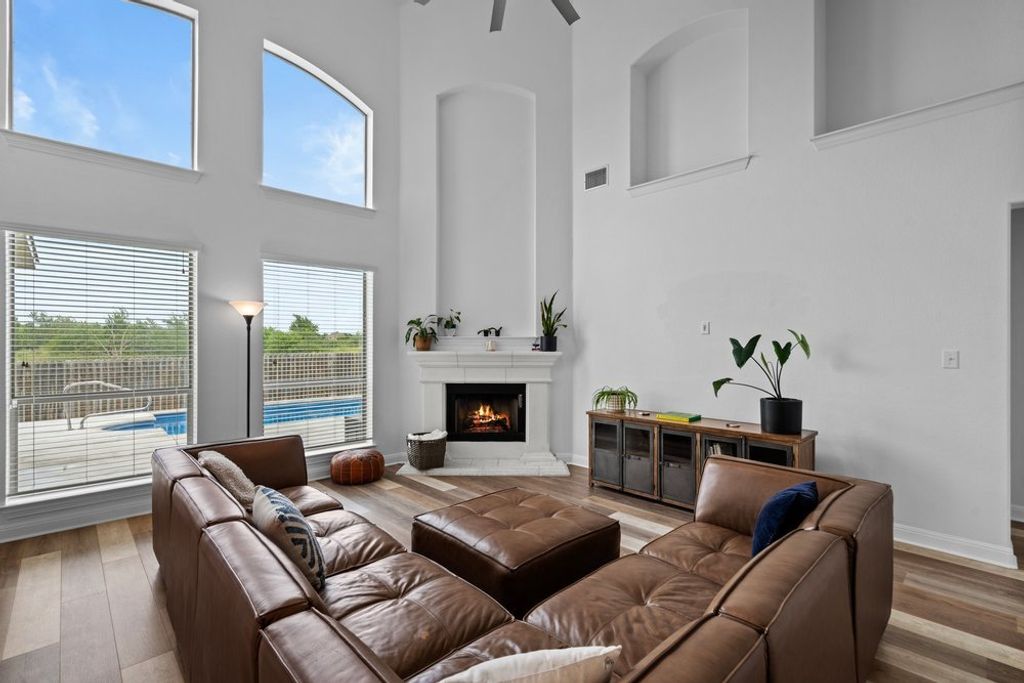 580 Clear Springs Hollow, Buda