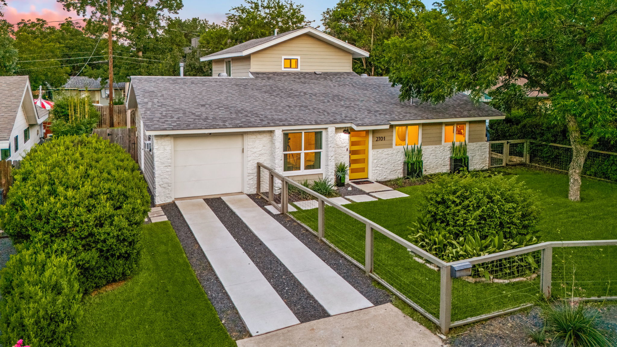 Photo of Listing #1109582