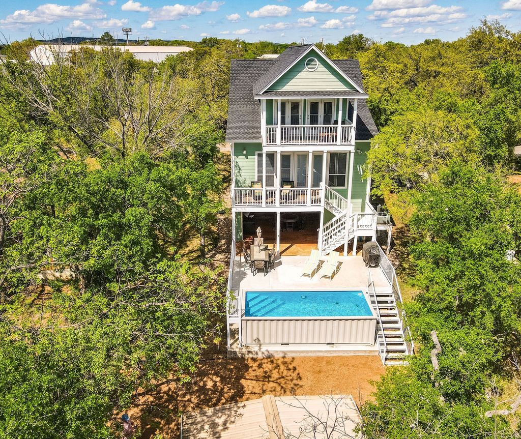 1943 Glencove Drive, Kingsland