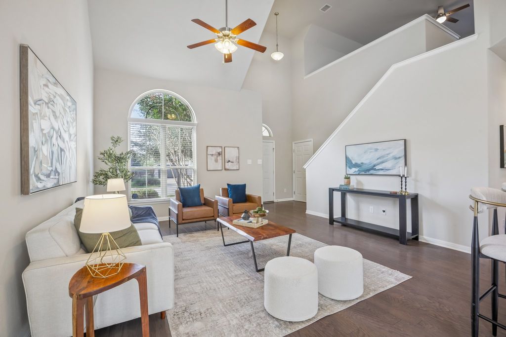 1912 Bobbywoods Lane, Manchaca