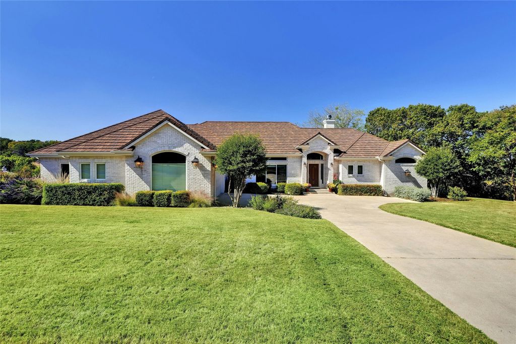 209 Overlook Court, Georgetown