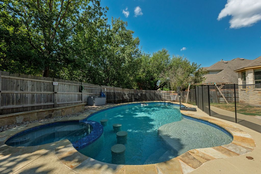 12905 Little Dipper Path, Austin