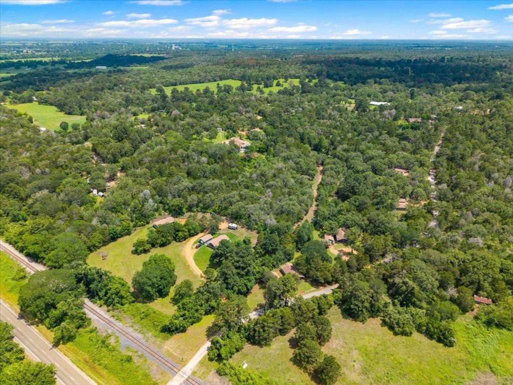 107 Mountain Valley Drive, Smithville