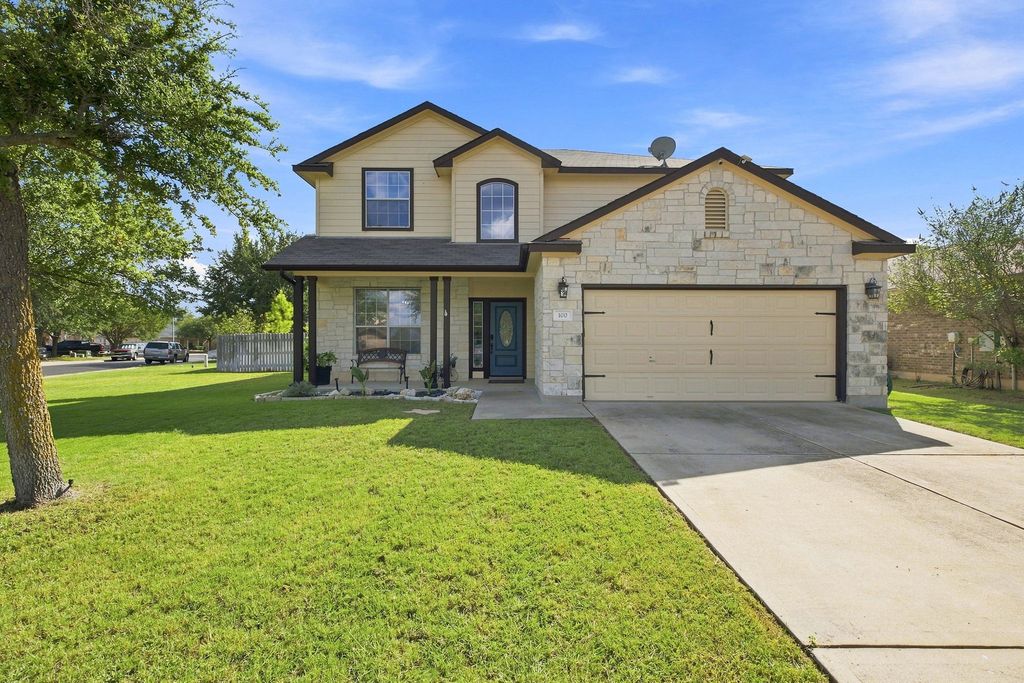100 Wild Cat Drive, Bastrop