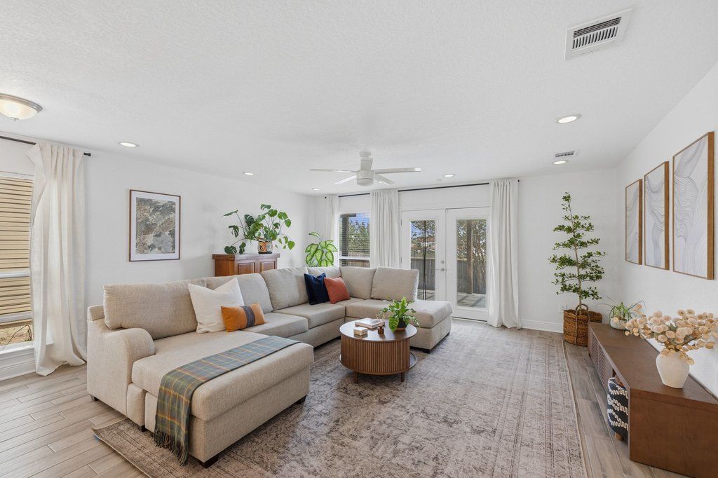 4917 Lexington Meadow Lane, Del Valle
