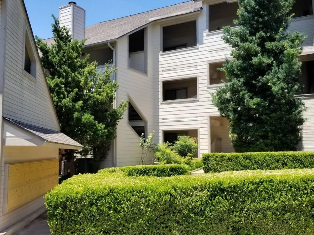 2500 Burleson Road 215, Austin