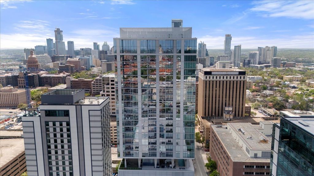 313 W 17th Street 2701, Austin