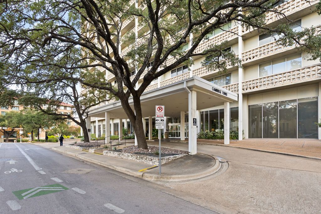1801 Lavaca Street 15m, Austin