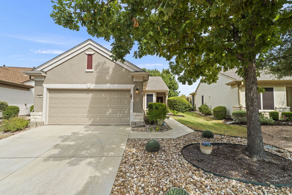 207 Winter Drive, Georgetown