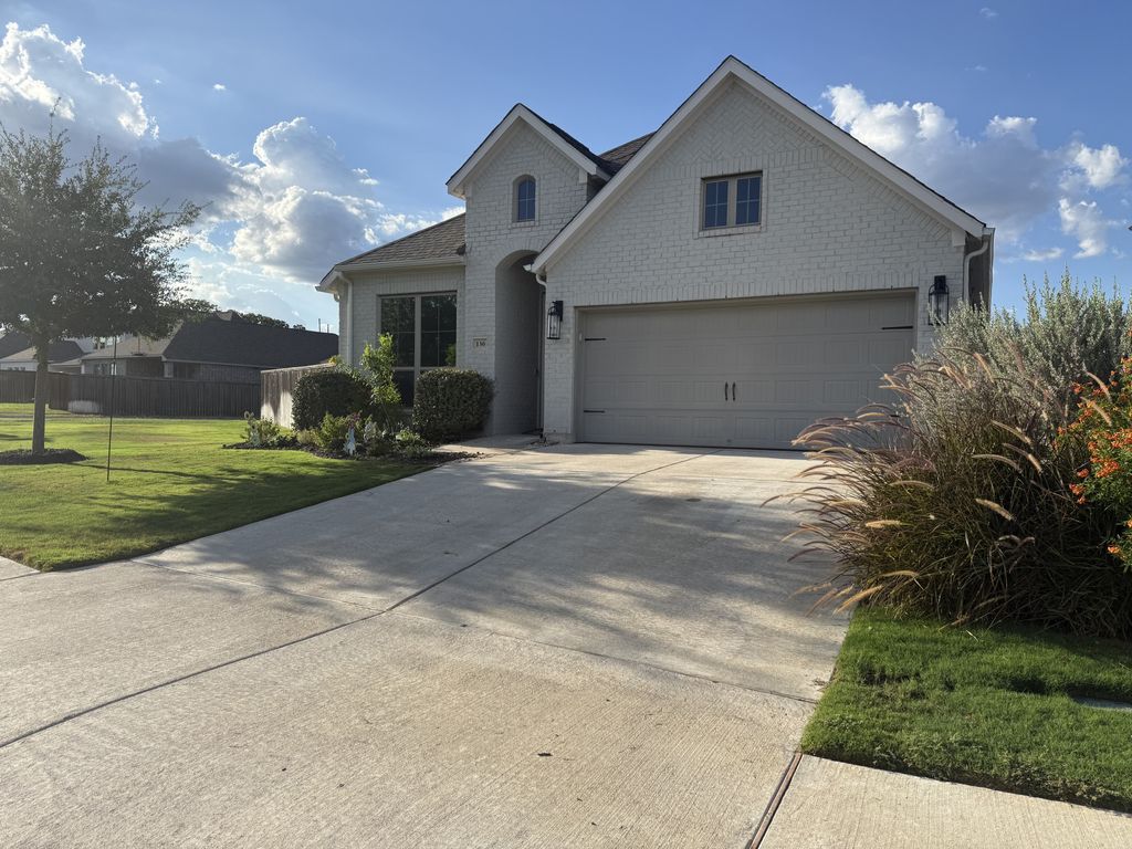136 Ironbark Bend, Bastrop