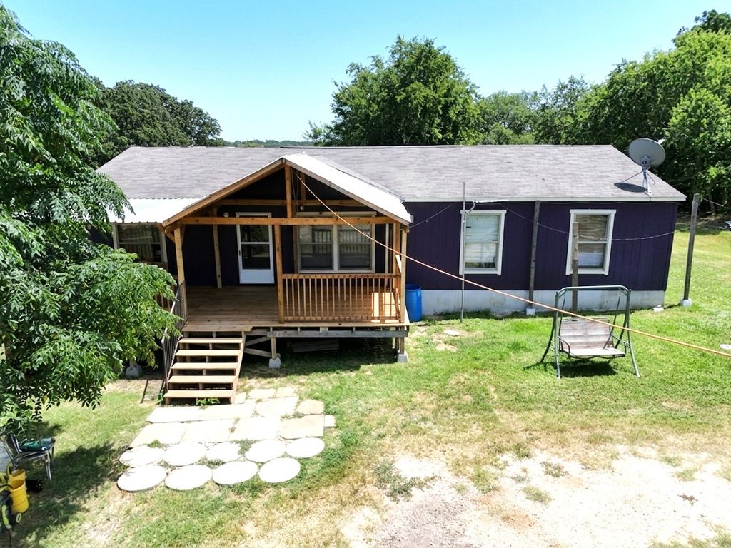 305 Thompson Lane, Dale
