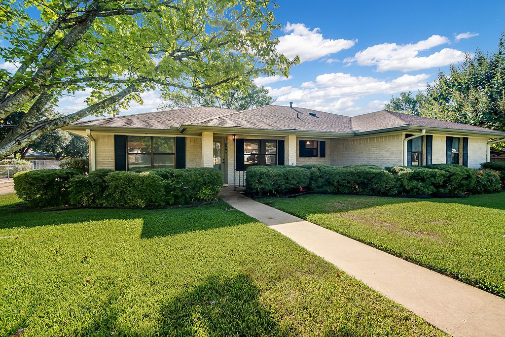 208 Edgewood Drive, Fredericksburg