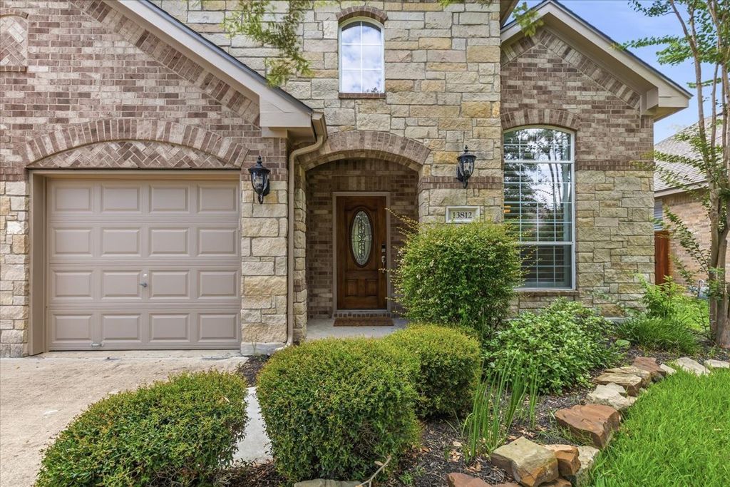13812 Long Shadow Drive, Manor