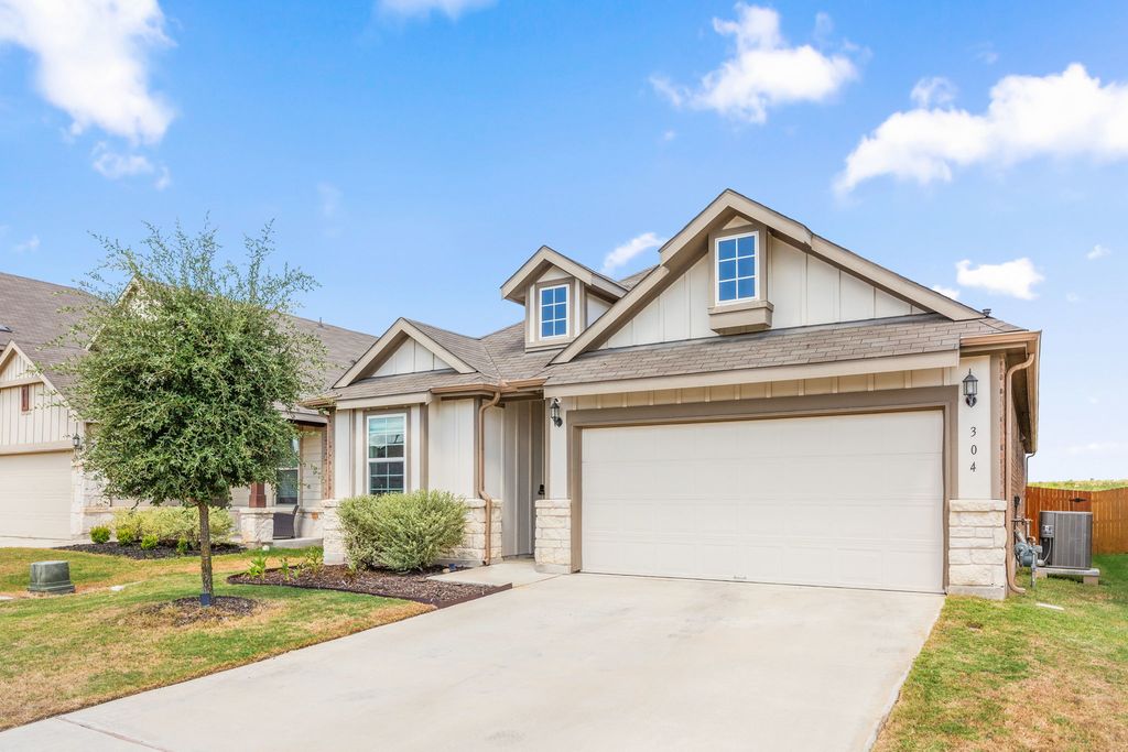 304 Sweetleaf Drive, Buda