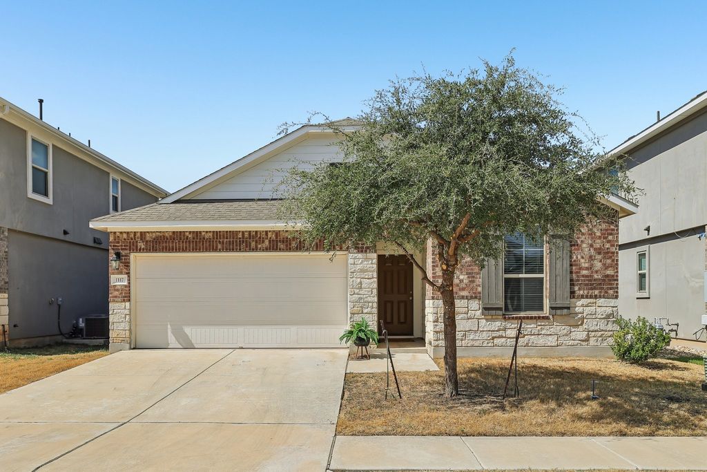1117 Waterfall Avenue, Leander