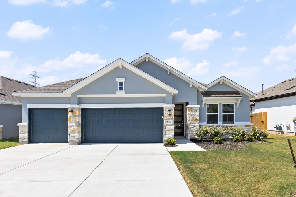 19132 Ariel Elena Way, Pflugerville