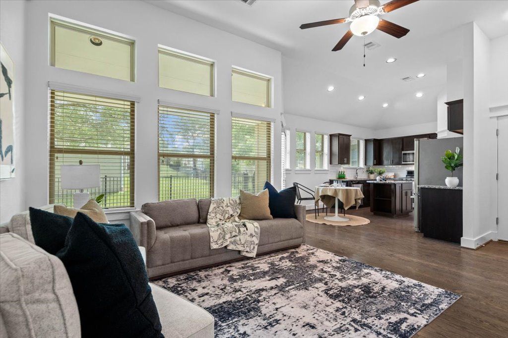 1765 Rowdy Loop 47, Leander
