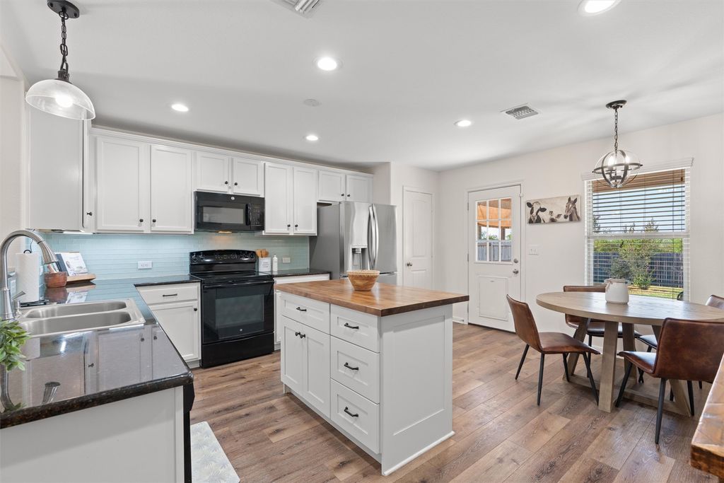 505 Granger Road, Georgetown