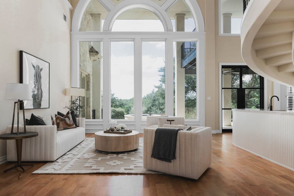 8513 Chalk Knoll Drive, Austin