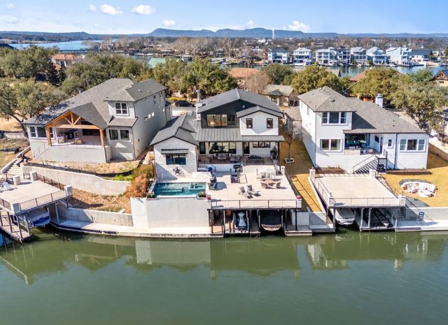 Residential Real Estate for Sale at 107 River Park Dr on Lake LBJ - MLS #2417137