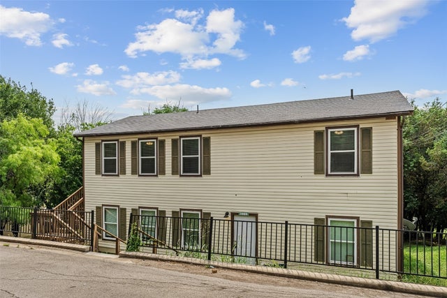 1009-1019 Advance Street, San Marcos