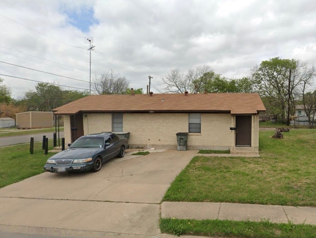 1601 N W S Young Drive, Killeen