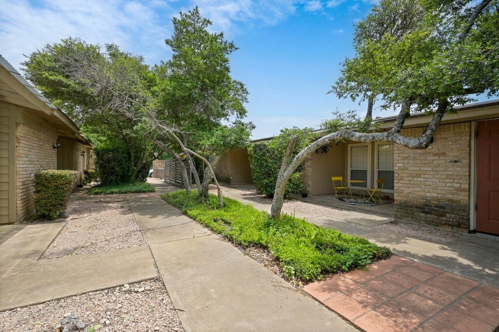 3428 Willowrun Drive, Austin