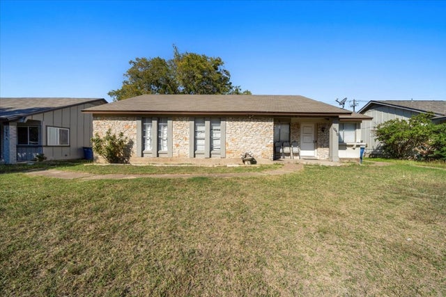 10410 Little Pebble Drive, Austin
