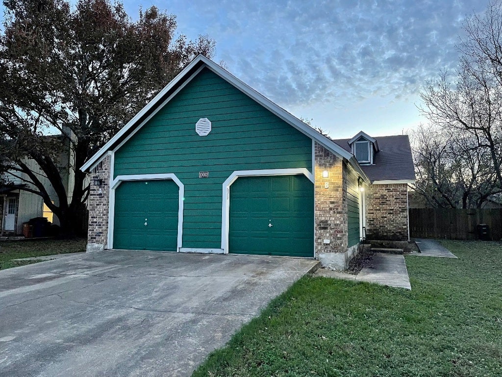 10003 Parliament House Road, Austin