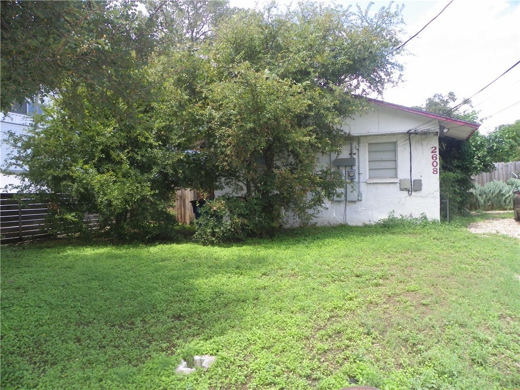 2608 Rogers Avenue A And B, Austin