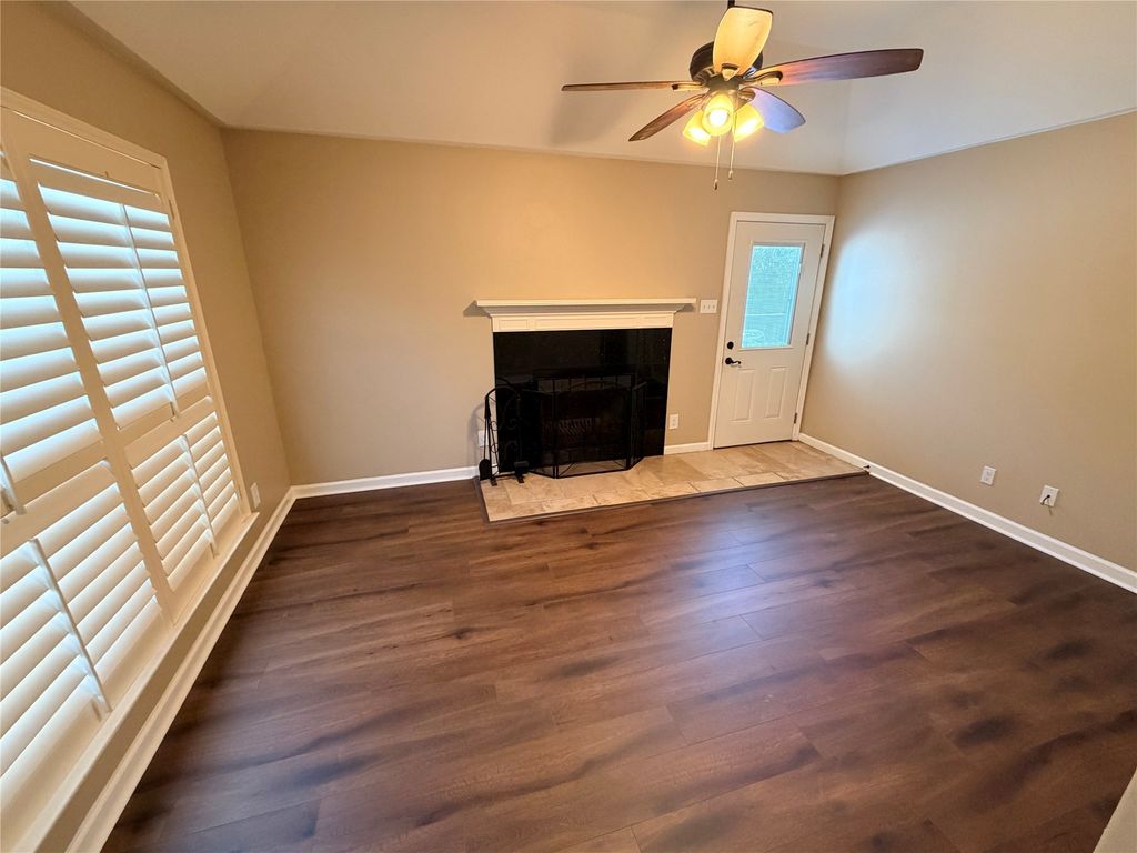 3103 Whisper Oaks Lane A & B, Georgetown