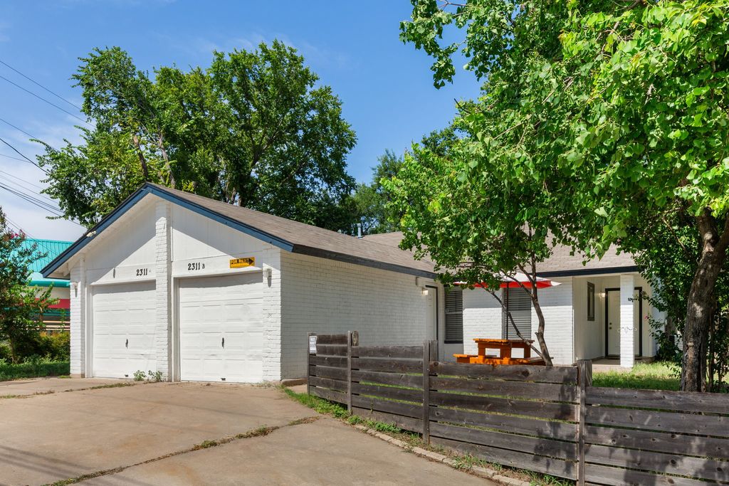 2311 Burleson Road A #b, Austin