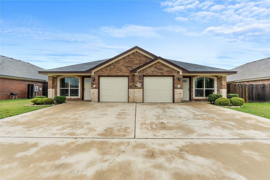 4310 Hunters Place Drive, Killeen
