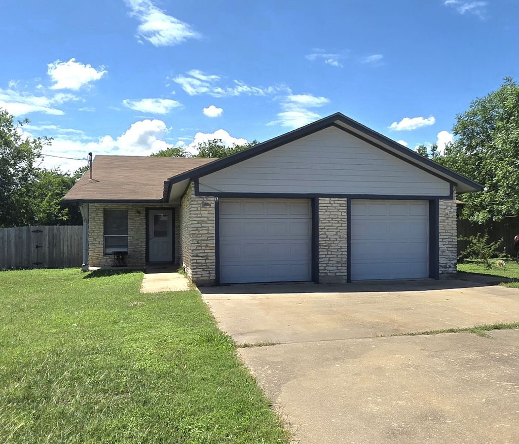 15208 Spring Hill Lane, Pflugerville