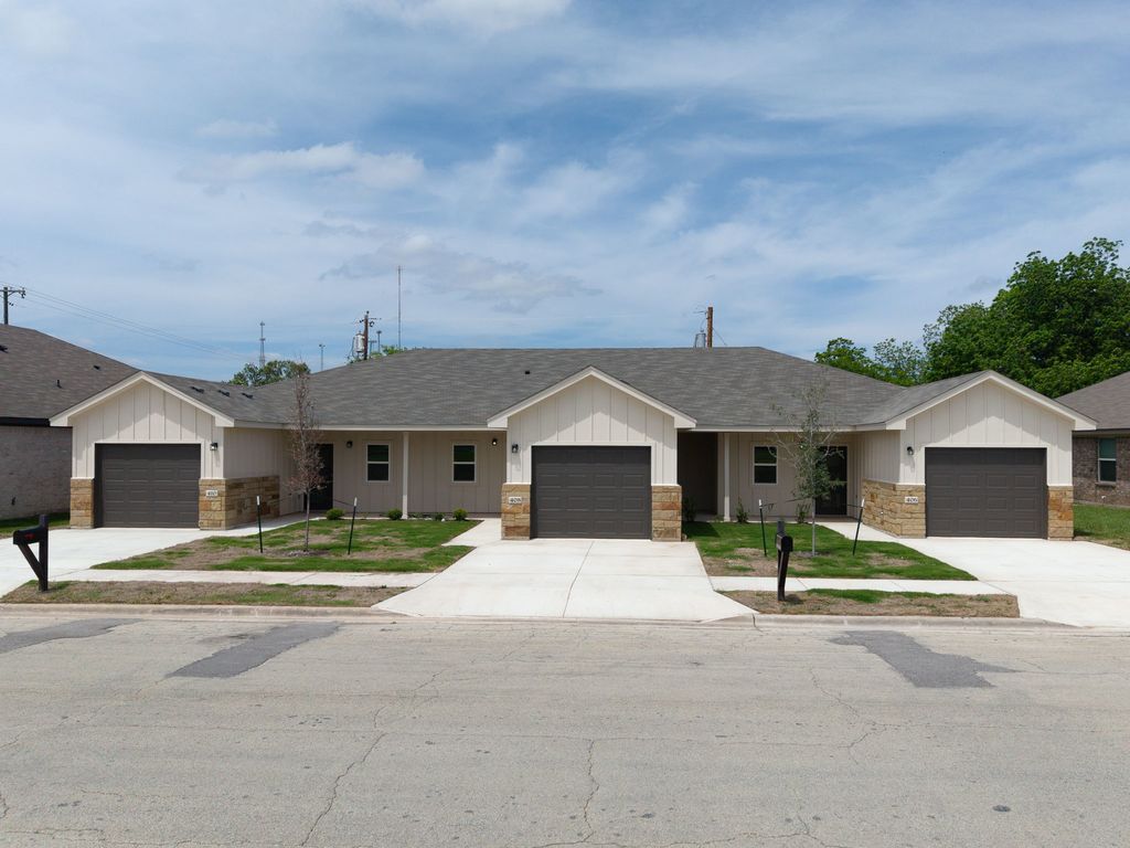 406, 408, & 410 W Ave C, Copperas Cove