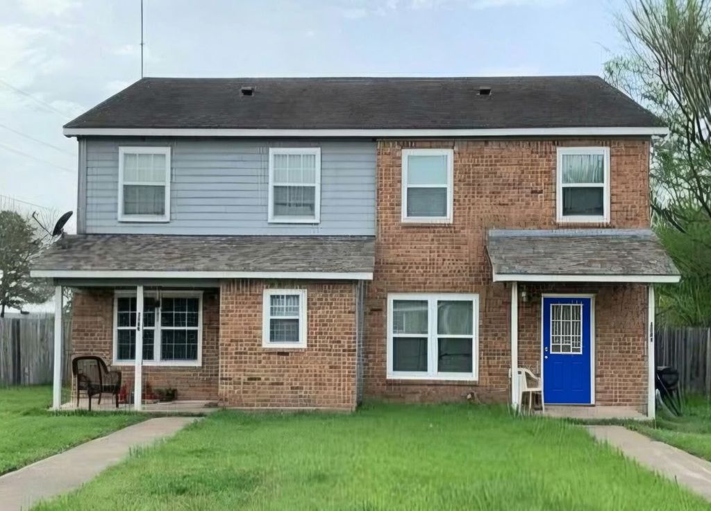 306 Anderson Street A & B, Smithville