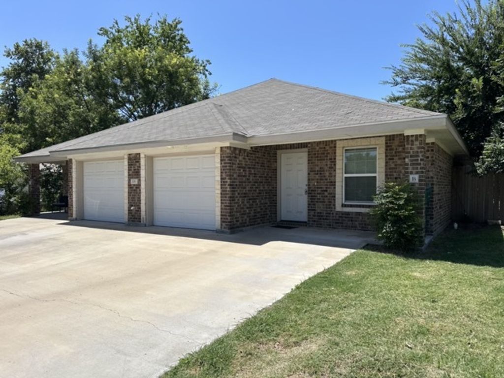 206 W Beeline Lane, Harker Heights