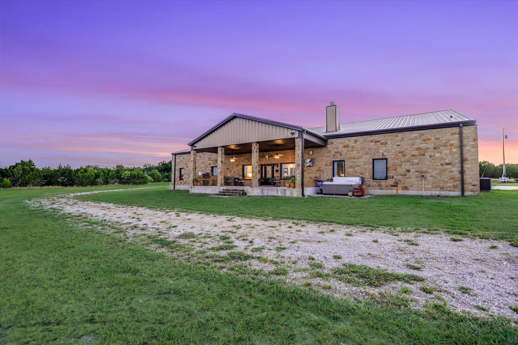 Photo of Listing #1452465