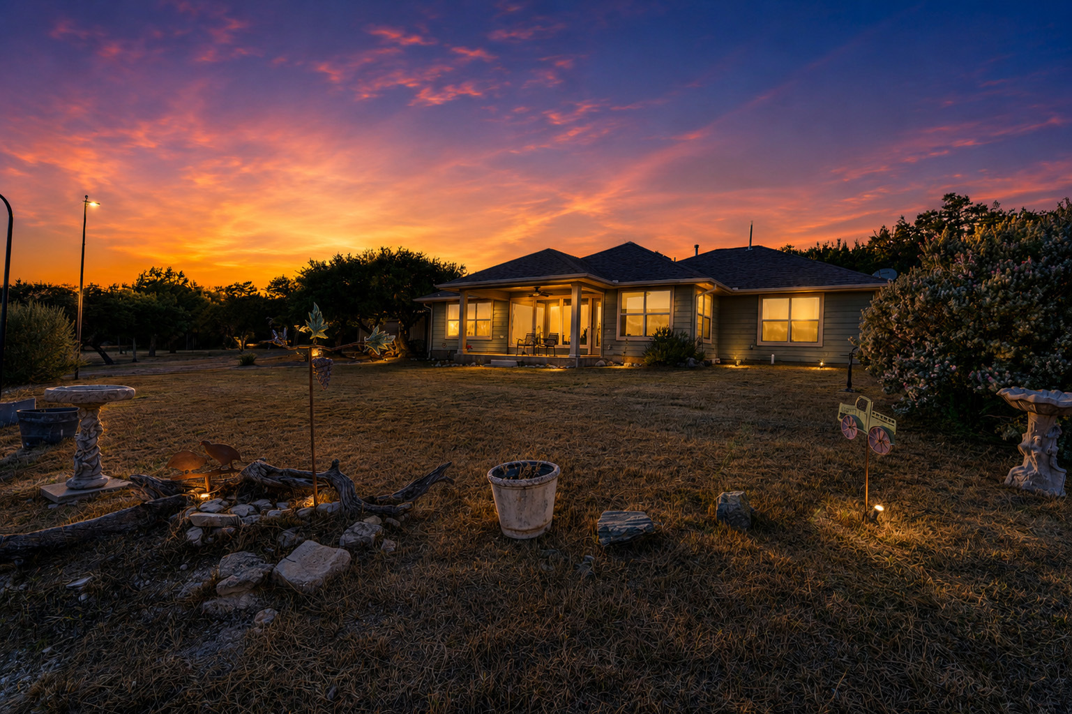Photo of Listing #1834089
