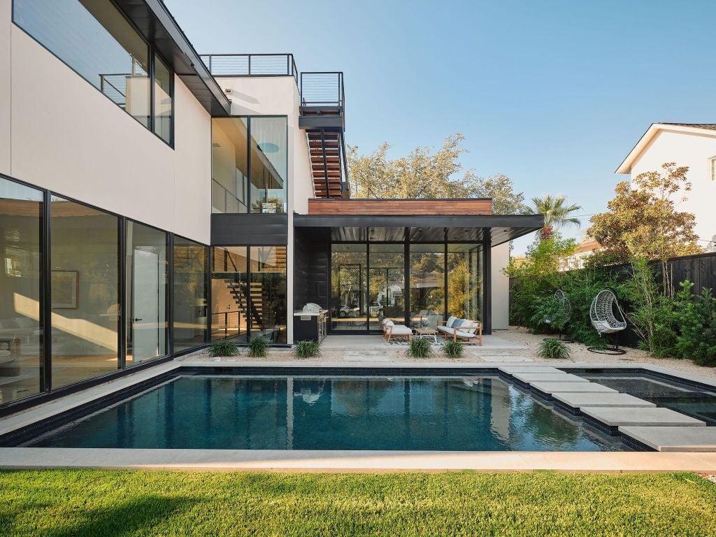 Photo of Listing #9055476