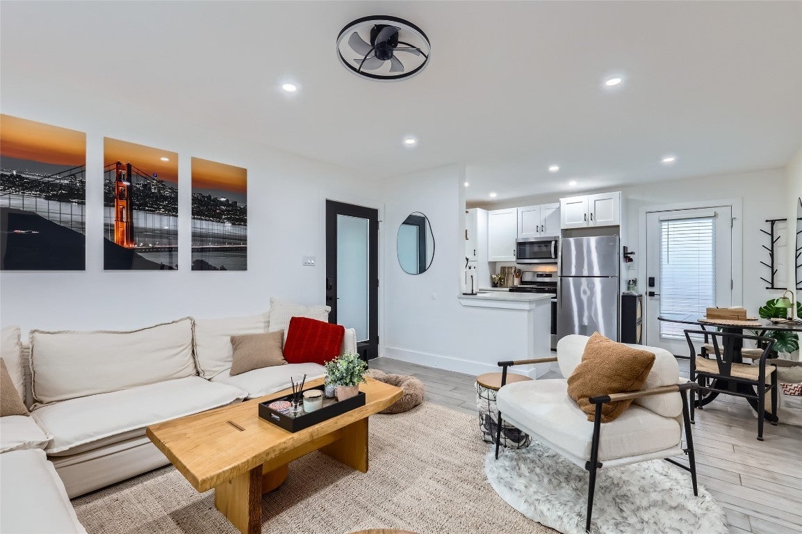 Photo of Listing #7046738