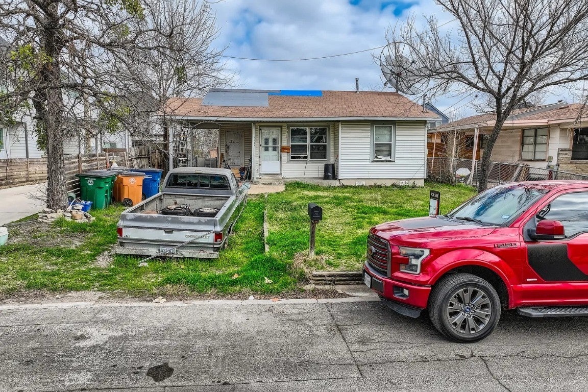 Photo of Listing #3492187