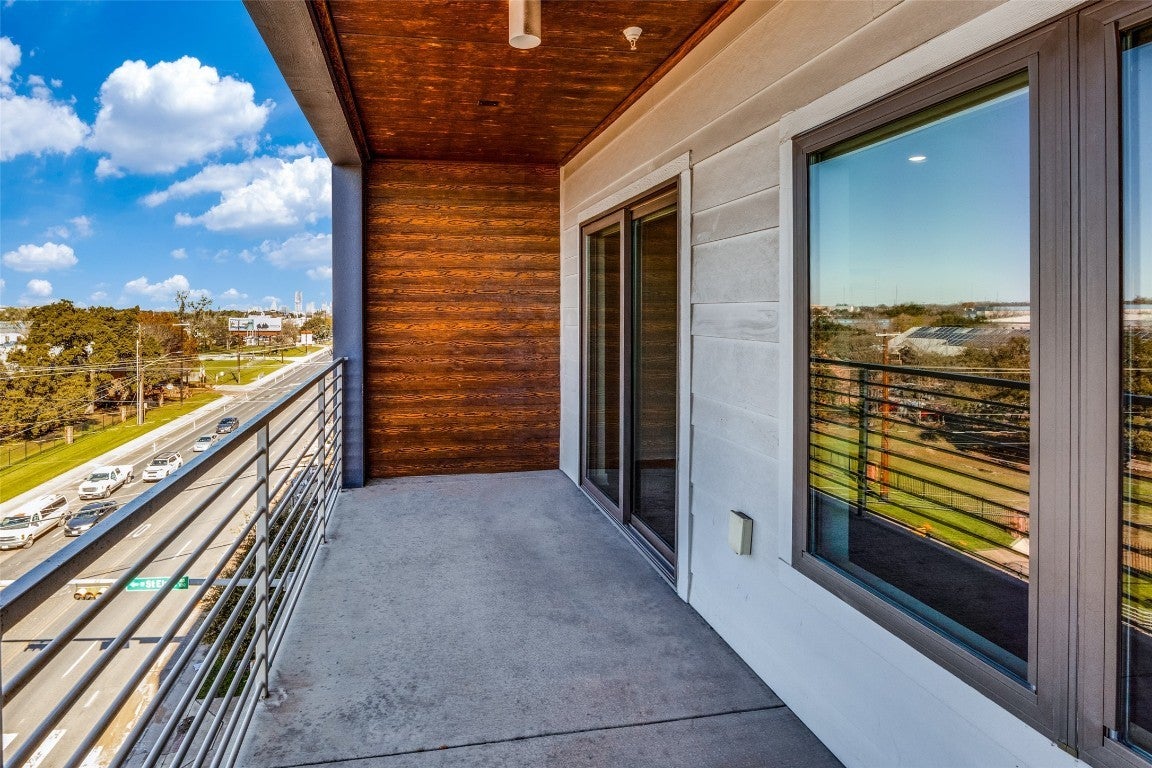 Photo of Listing #5468032