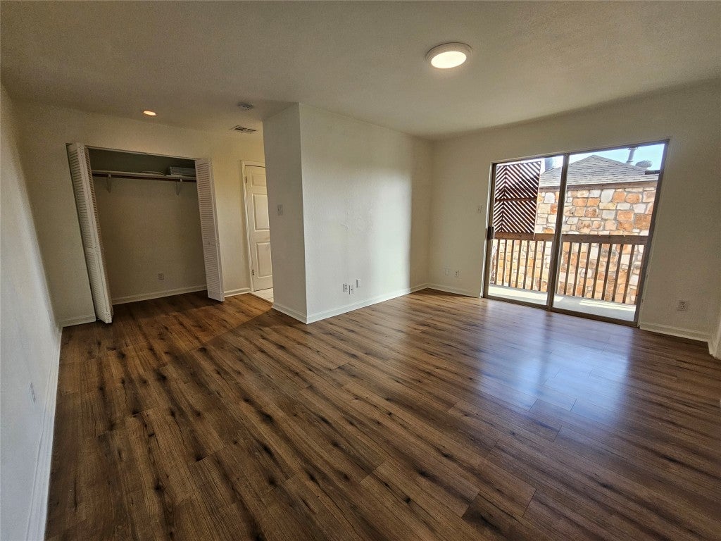 Photo of Listing #6040236