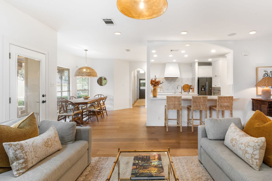 Photo of Listing #3142754