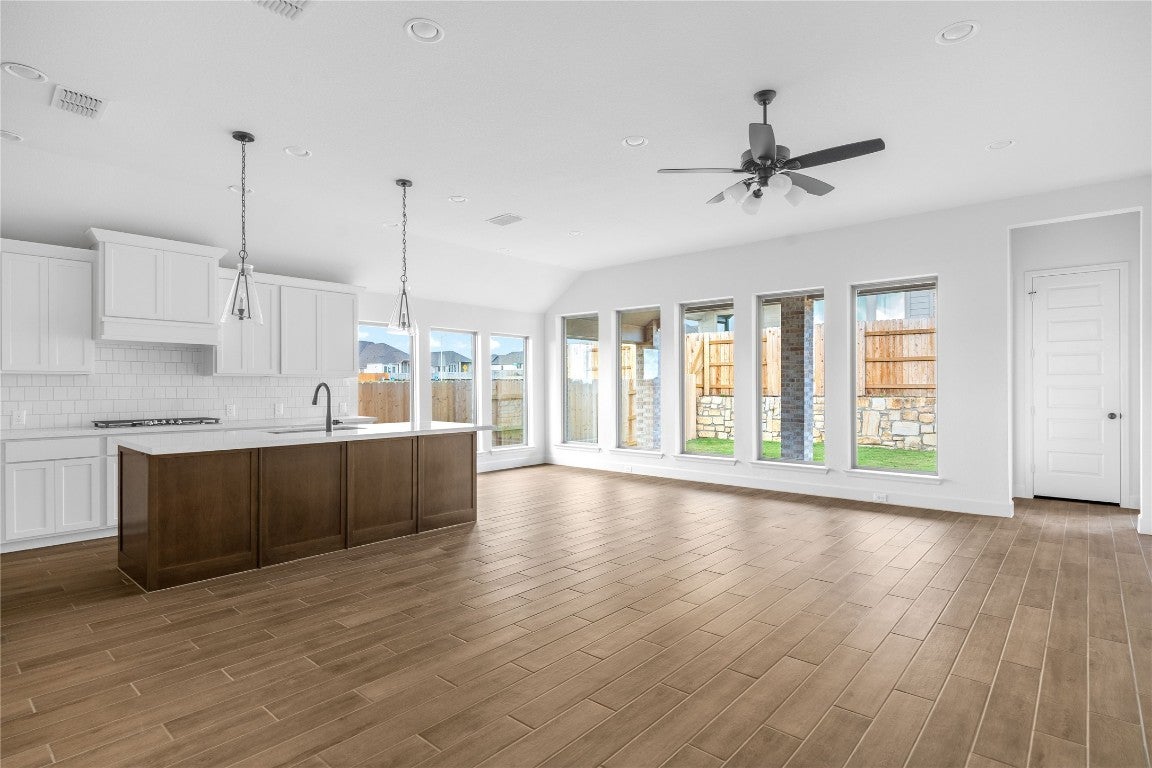 Photo of Listing #5766041