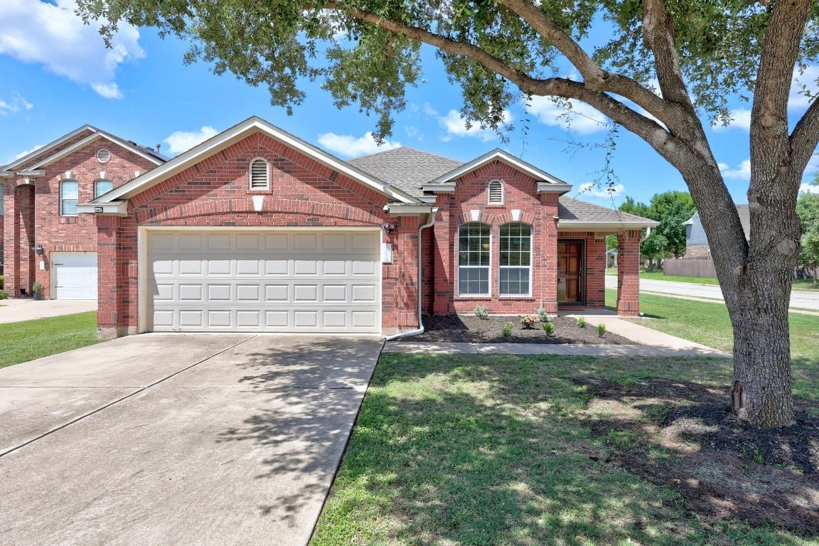 Photo of Listing #5188445