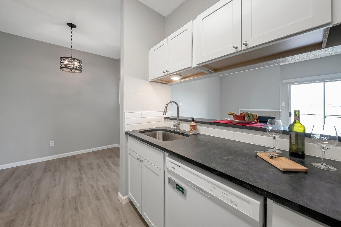 Photo of Listing #5453303