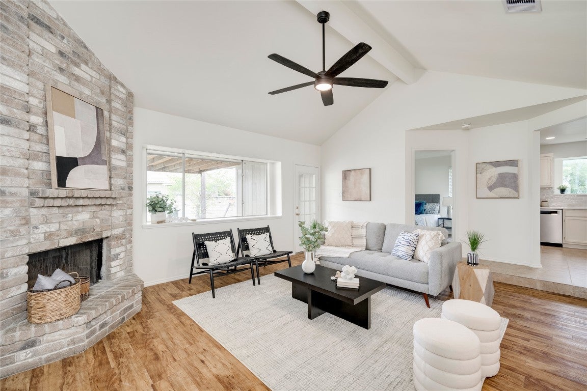 Photo of Listing #9281903