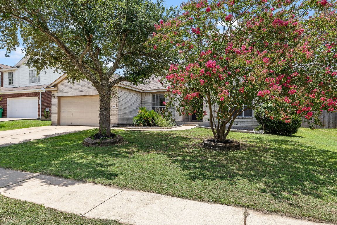 Photo of Listing #3746013